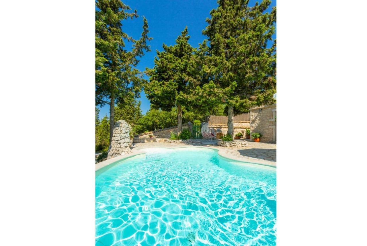 Villa Gallini Vlachopoulatika Bagian luar foto